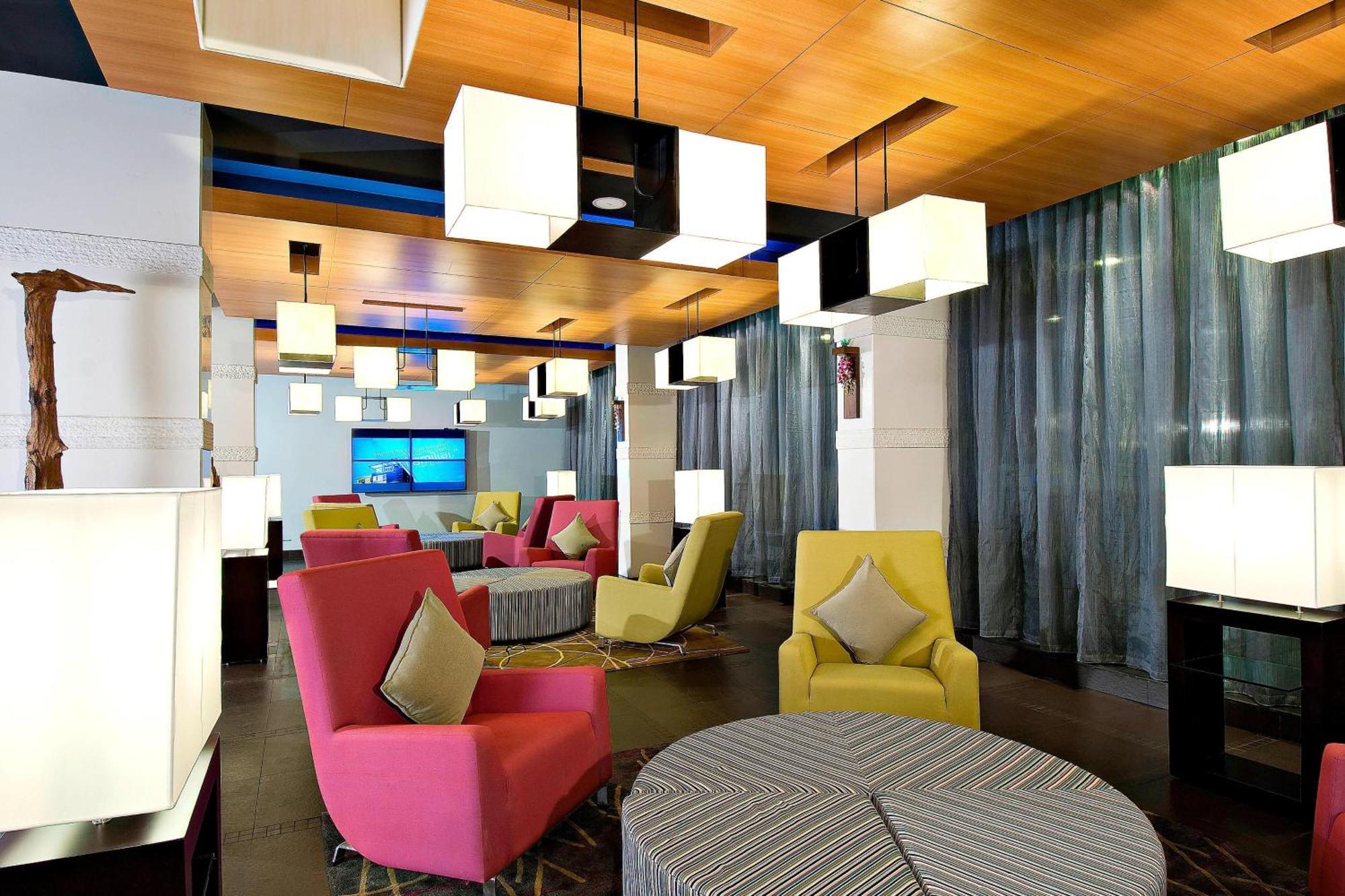 Готель Aloft Bengaluru Whitefield Екстер'єр фото