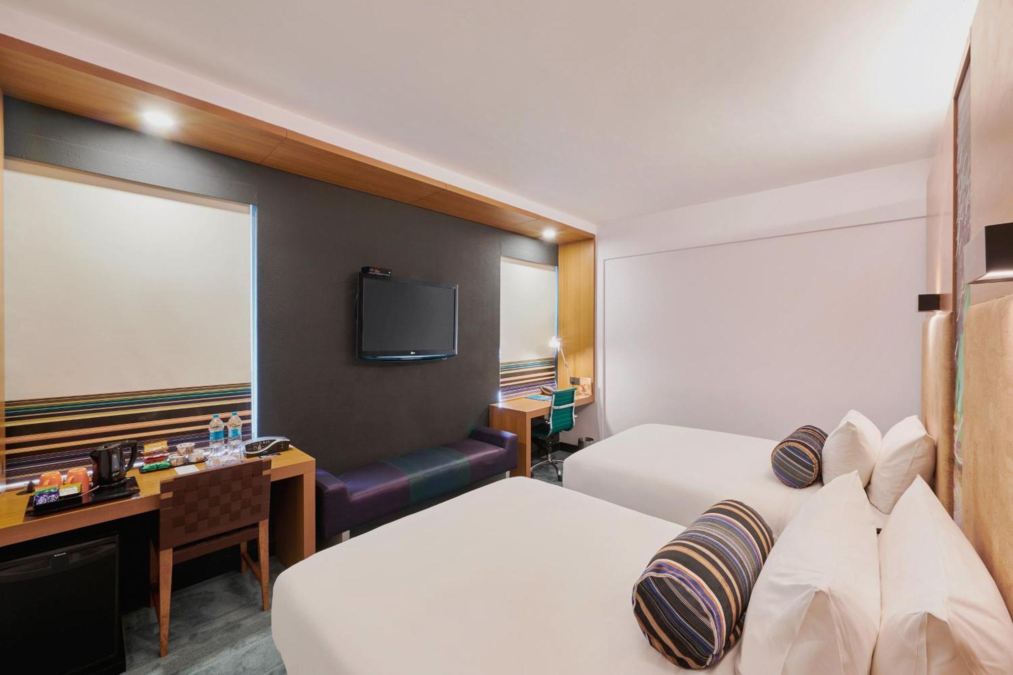 Готель Aloft Bengaluru Whitefield Екстер'єр фото