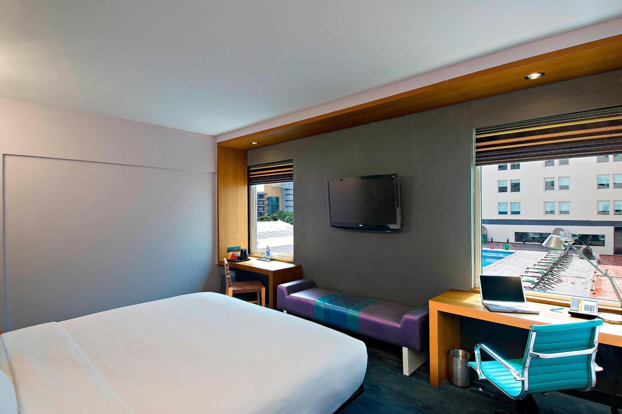 Готель Aloft Bengaluru Whitefield Екстер'єр фото